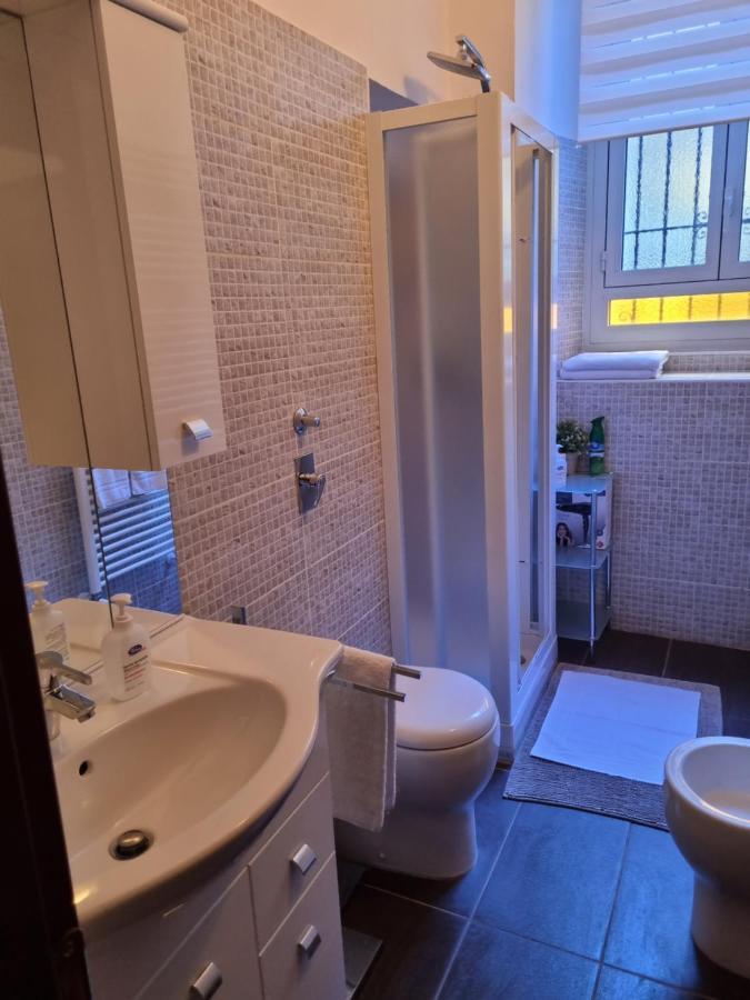 Arena Suite All Comforts - With Free Parking Garage Per Qualified Rate - Con Parcheggio Incluso Per Le Tariffe Qualificanti - Metro Verde Greenline Moscova Milano Dış mekan fotoğraf