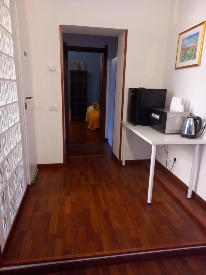 Arena Suite All Comforts - With Free Parking Garage Per Qualified Rate - Con Parcheggio Incluso Per Le Tariffe Qualificanti - Metro Verde Greenline Moscova Milano Dış mekan fotoğraf